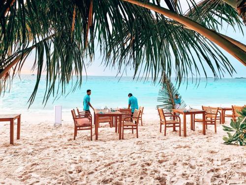 Bliss-Dhigurah-Zams-Maldives18