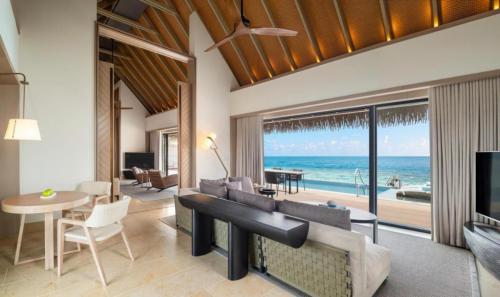 Waldorf-Astoria-Maldives-Ithaafushi-ZamsMaldives18